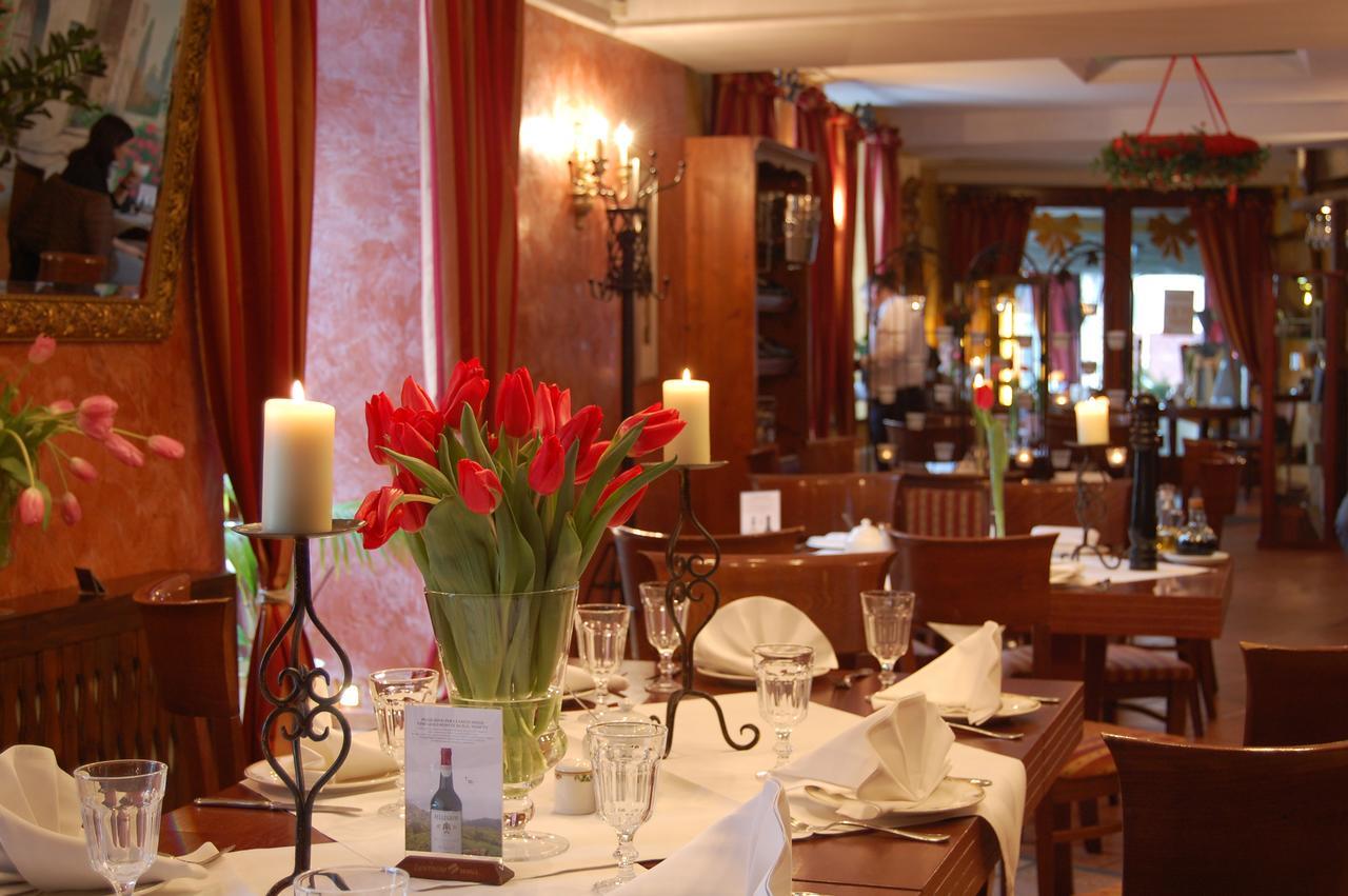 Restauracja - Hotel Mocca D'Oro Mikolow Eksteriør billede