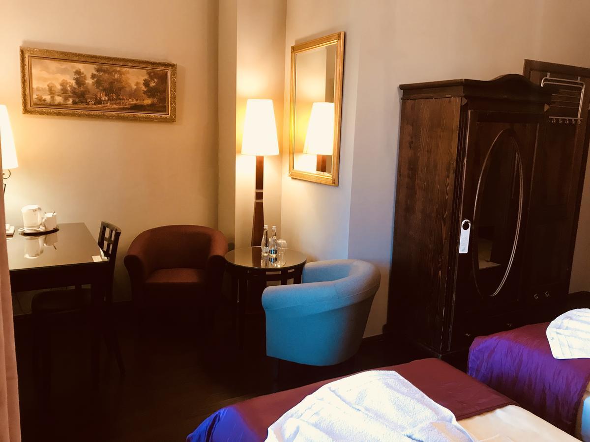 Restauracja - Hotel Mocca D'Oro Mikolow Eksteriør billede