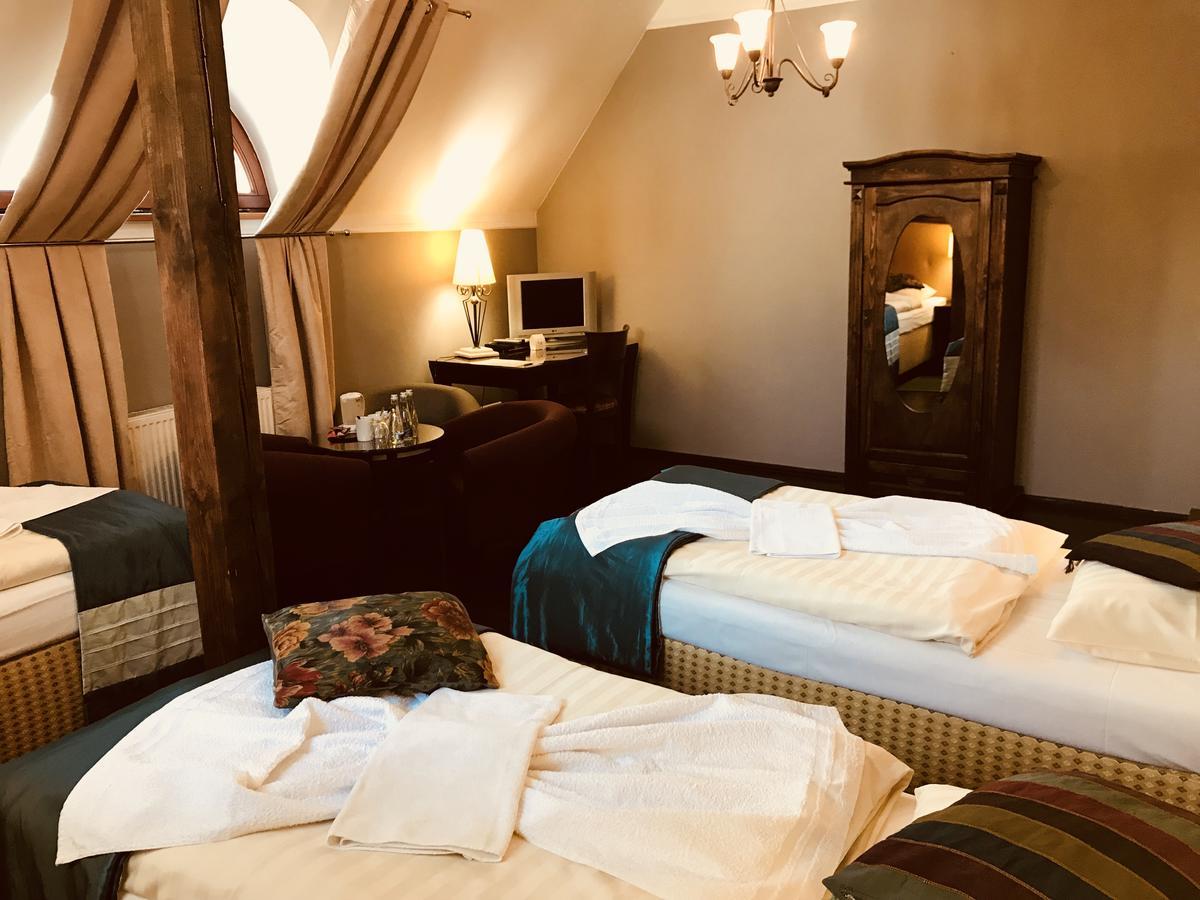 Restauracja - Hotel Mocca D'Oro Mikolow Eksteriør billede