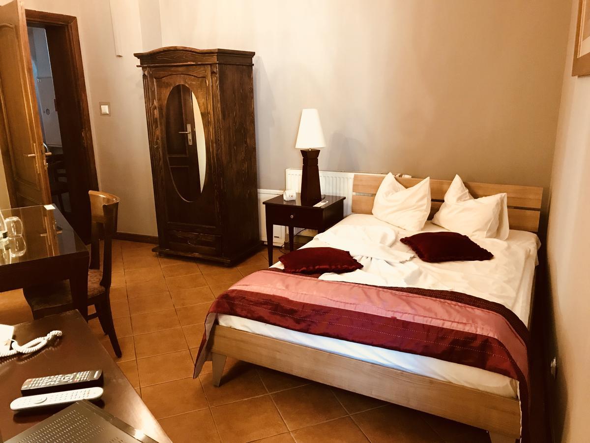 Restauracja - Hotel Mocca D'Oro Mikolow Eksteriør billede
